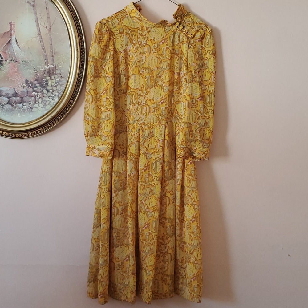 H&M Vintage style pleated DRESS